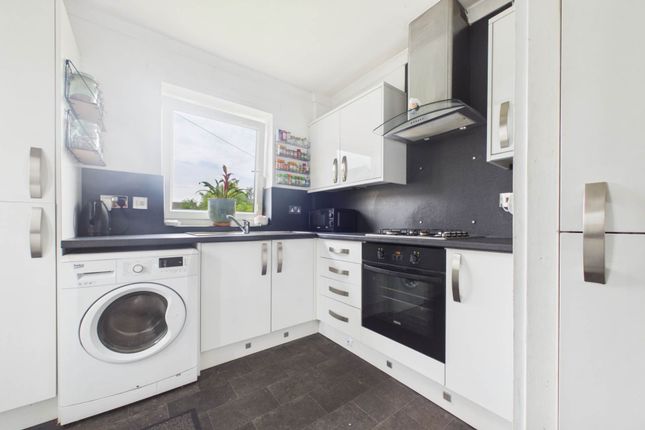 16, Hillhouse Crescent, Hamilton photo 4