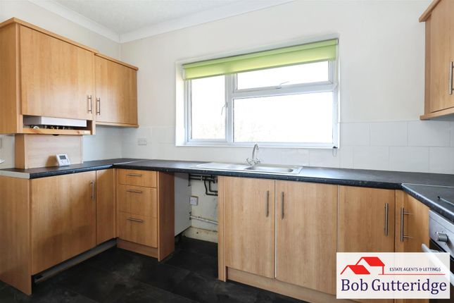 Flat 3, Sutton House, Castle Hill Road, Newcastle photo 4