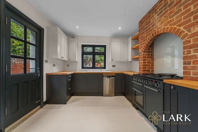 6, Dalton Road, Ipswich photo 4