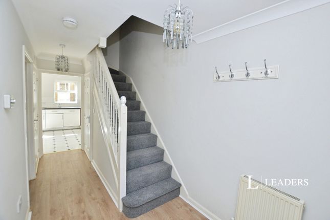 27, Rowan Place, Rowan Place photo 2