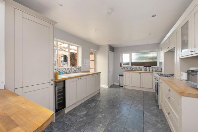 4, Florence Avenue, Whitstable photo 4