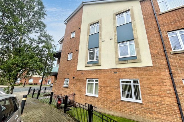 2-bed flat on 68, Redwood Avenue, South Shields, £125,000