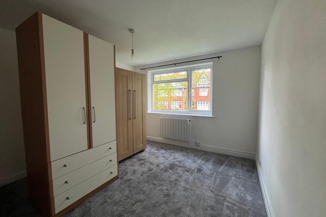 Flat to rent in Rugby Road, Leamington Spa