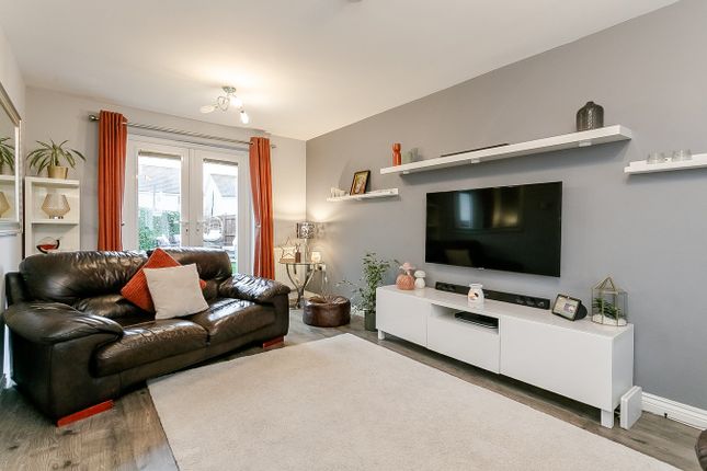 4, Corby Craig Walk, Roslin photo 2