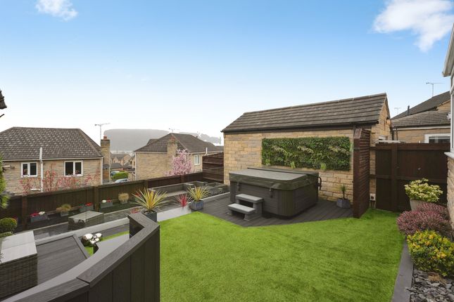 31, Bracken Way, Elland photo 3