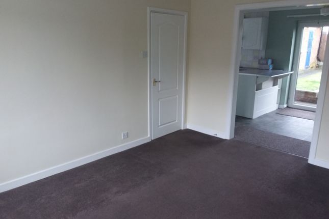 33, Bretby Close, Doncaster photo 4