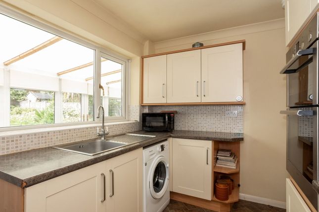 7, Holmlea Close, Ashford photo 4