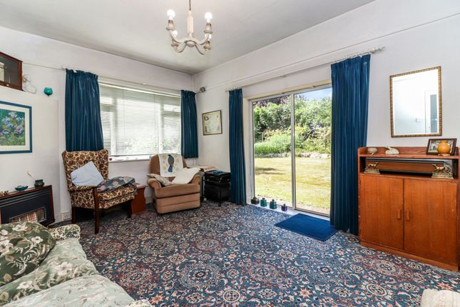 7 Harthall Lane, Kings Langley photo 5