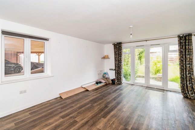 End terrace house for sale in Judges Gully Close, Bishopstoke, Eastleigh