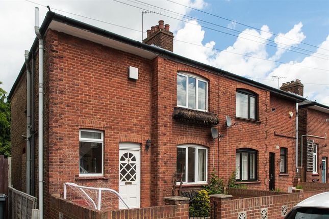 Thumbnail Semi-detached house to rent in Queens Road, Feltham