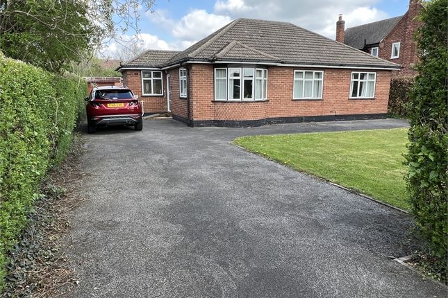 Thumbnail Detached bungalow to rent in Beacon Hill Road, Newark, Nottinghamshire.