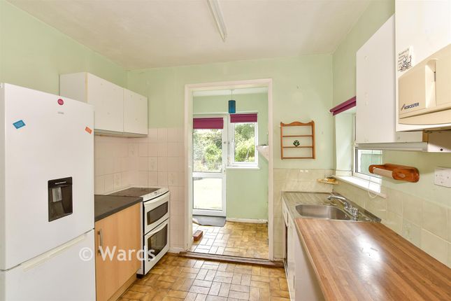 35, Jubilee Road, Canterbury photo 3
