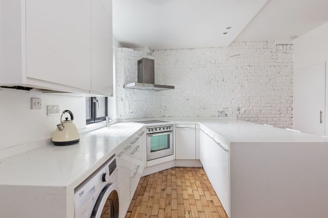 20 Bradbury Mews, London photo 3
