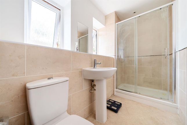 Flat for sale in Hayle Mill Road, Maidstone