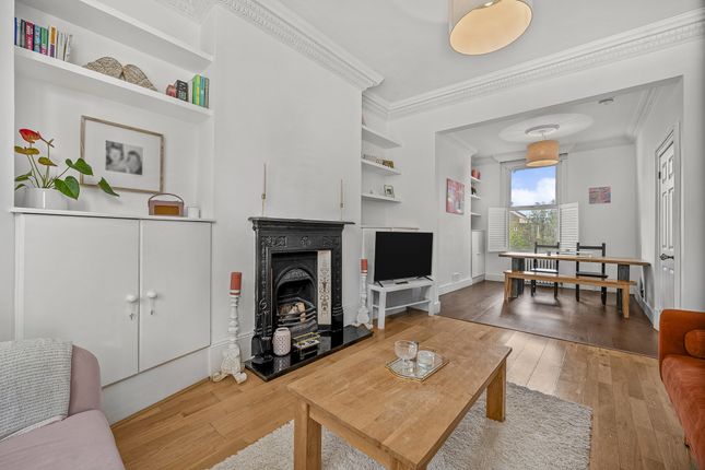 85B, Ivanhoe Road, London photo 3