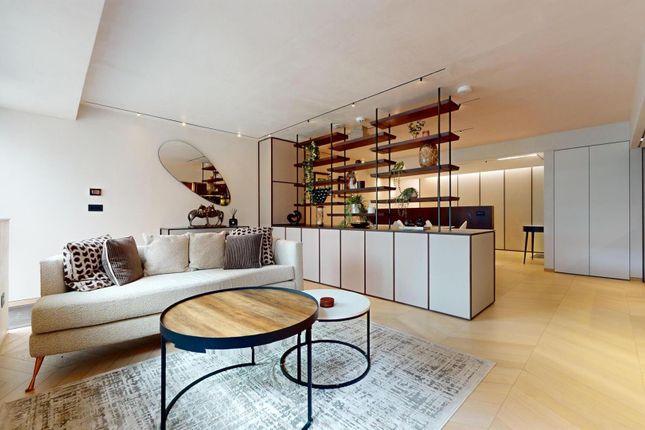 Studio flat on Kensington Heights, 1B, Campden Hill Road, London, £735,000