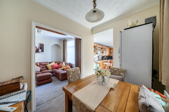 22, Carmel Road, Swansea photo 4