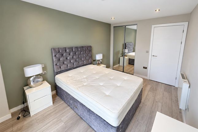 Apt 501, 11, Park Central, Jesse Hartley Way, Liverpool photo 5