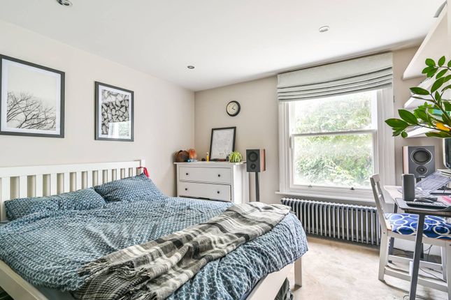 Property for sale in Ashmere Grove, Clapham, London