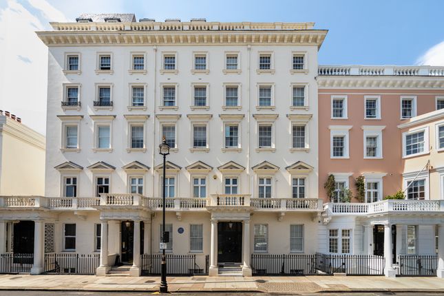 Lyall, Lyall Street, London photo 2