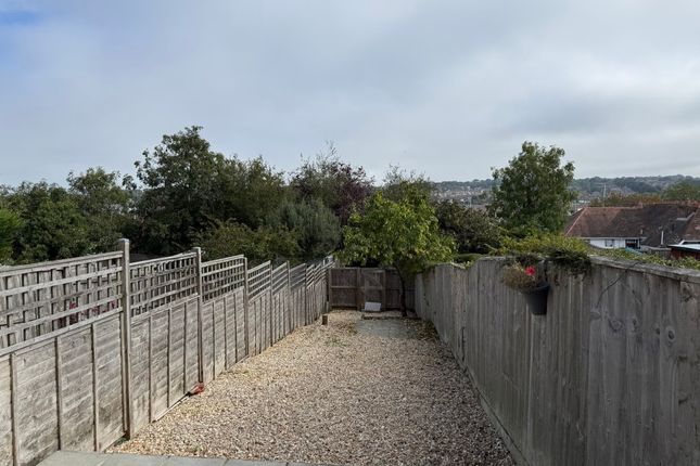 57 Tennyson Road, Cowes photo 2