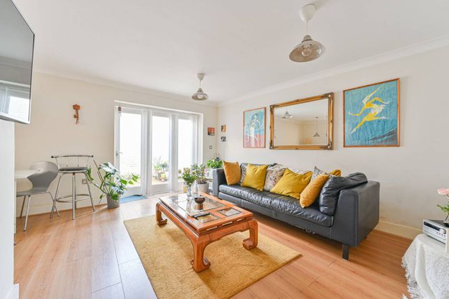 Thumbnail Flat for sale in Pagoda Grove, West Dulwich, London