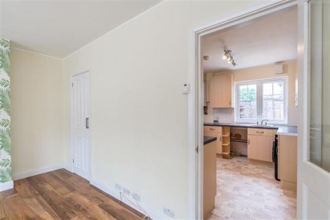 22, Fryatt Road, London photo 4