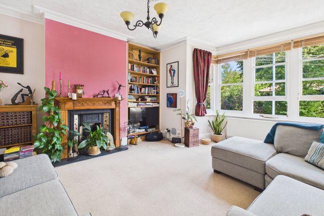 23,Flat 2, Shakespeare Road, West Worthing photo 3