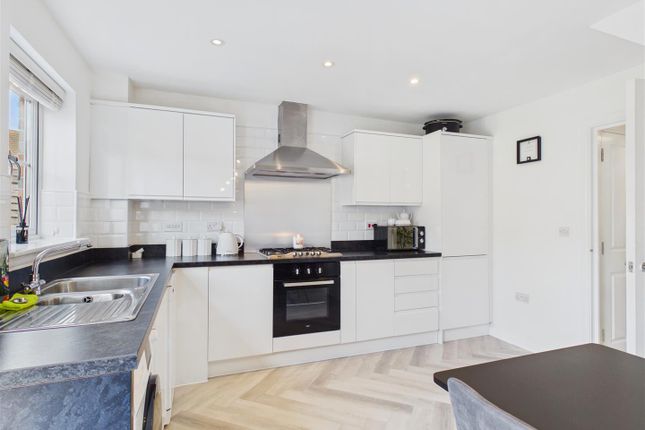 7, Water Avens Way, Stockton-On-Tees photo 4
