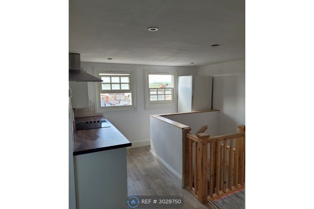 Flat   The Esplanade, Weymouth photo 3
