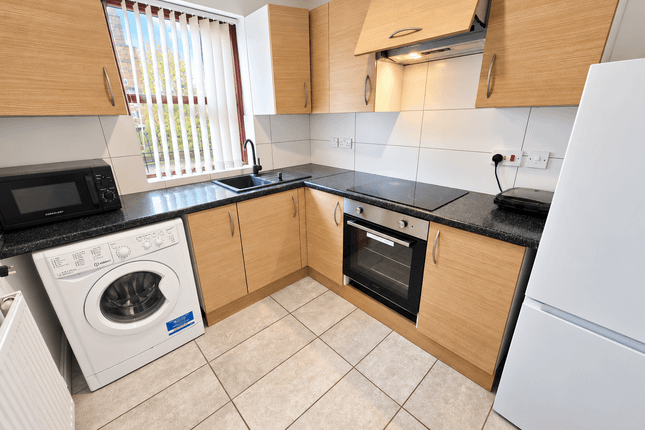 FLAT 1 HUDSON COURT, 61 ARDWICK GREEN NORTH, MANCHESTER photo 4