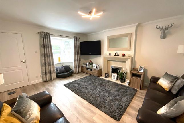 15, Waterside Close, Crewe photo 3
