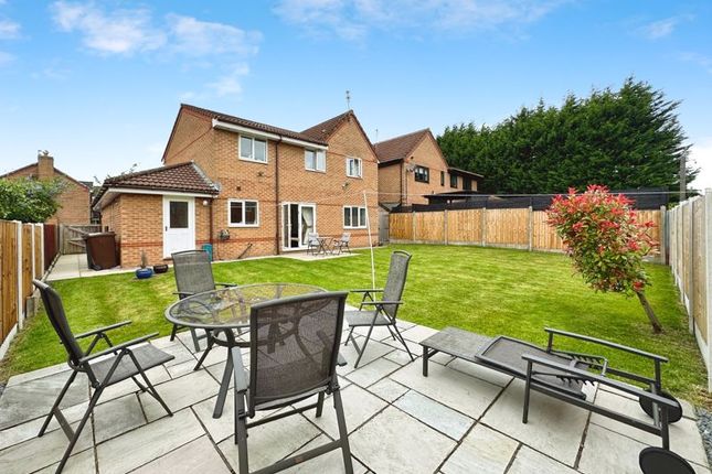 2, Willow Close, Bury photo 4