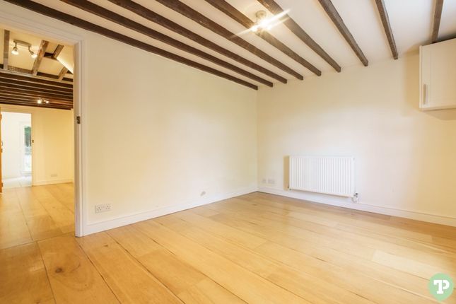 End terrace house for sale in The Green, Horspath