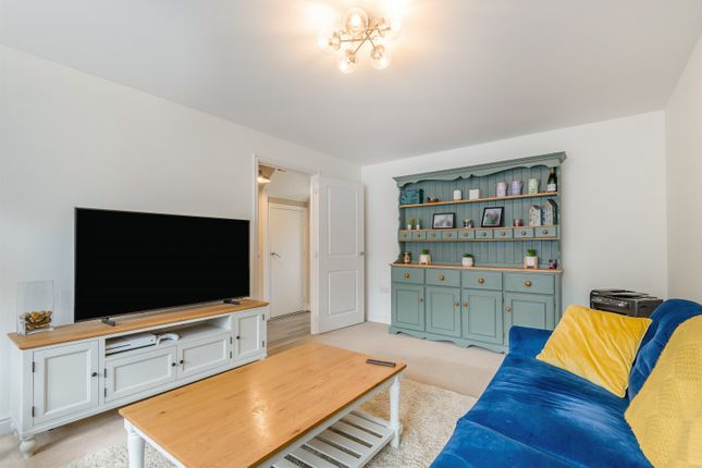14, Clos Ystwyth, Caldicot photo 4
