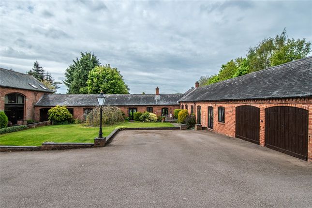 Thumbnail Bungalow for sale in Alcester Road, Tardebigge, Bromsgrove, Worcestershire