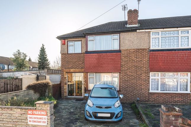 Thumbnail End terrace house for sale in Fouracres, Enfield