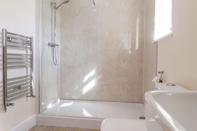 Sew Twin Room Ensuite 1