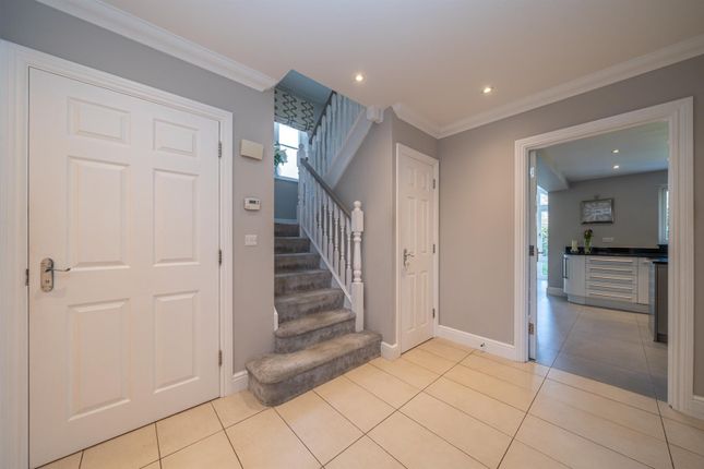 355, Chambersbury Lane, Leverstock Green photo 2
