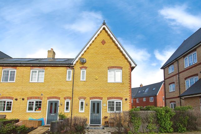 End terrace house for sale in North Lodge Park, Cambridge