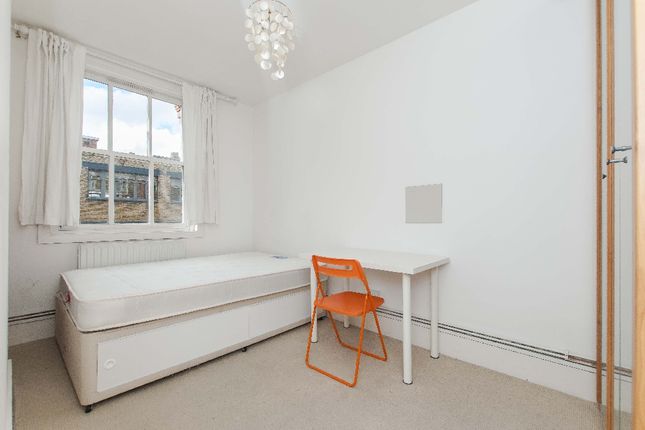 16 Pollard House, Northdown Street, King's Cross photo 5
