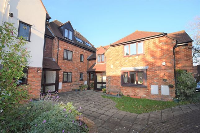1-bed flat on 18, Malthouse Square, Buckinghamshire, £1,000/mo