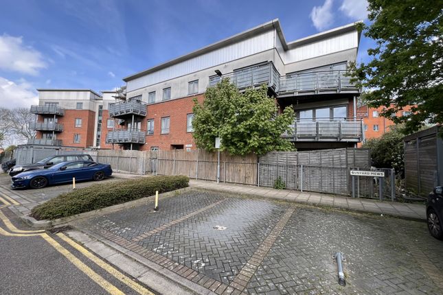 Thumbnail Flat for sale in Lancaster House, Gunyard Mews, Plumstead