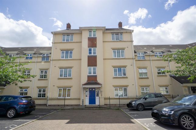 Flat for sale in Cravenwood Rise, Westhoughton, Bolton