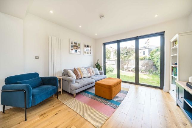 13, Moring Road, London photo 3
