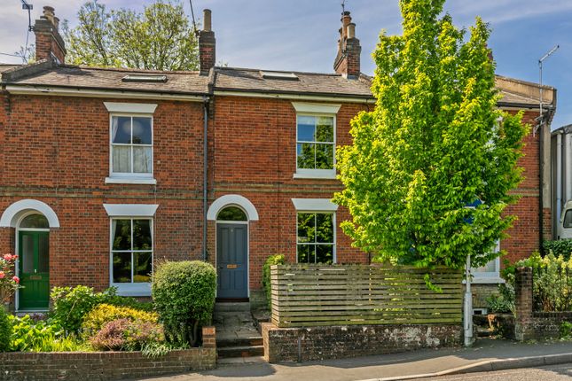 Terraced house to rent in Gladstone Street, Winchester