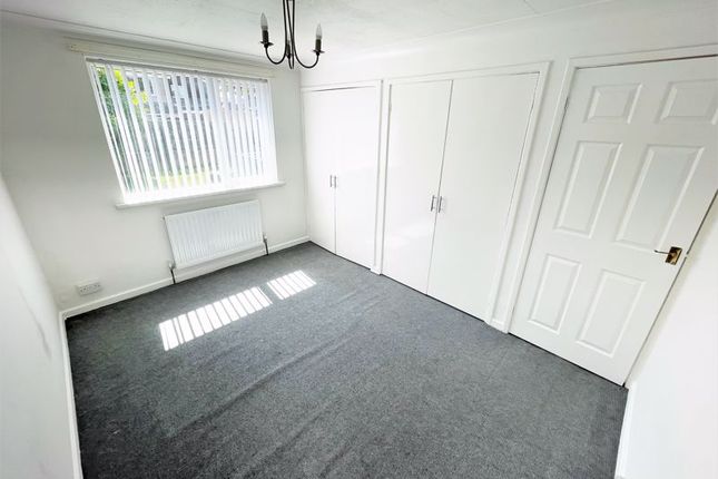 26, Holystone Avenue, Blyth photo 4
