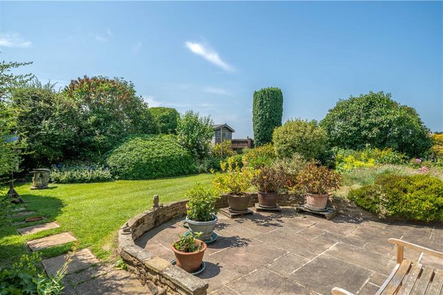 26, Wentworth Gate, West Yorkshire photo 3