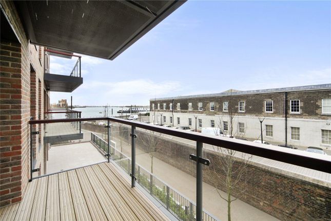 Thumbnail Flat to rent in Duke Of Wellington Avenue, London