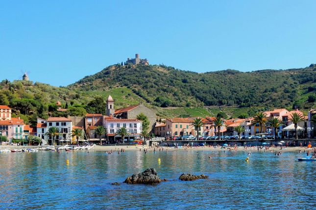 Apartment for sale in Collioure, Languedoc-Roussillon, France